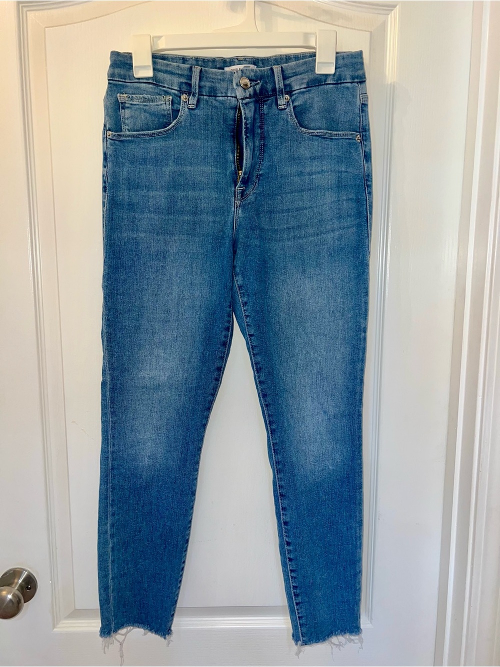 Good American Good Legs Crop